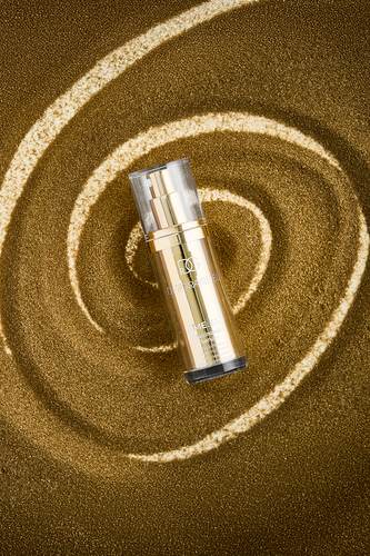 DR. GRANDEL
TIMELESS
Niacinamid Serum
Gladmakend, regenererend 24-uurs werkstofserum