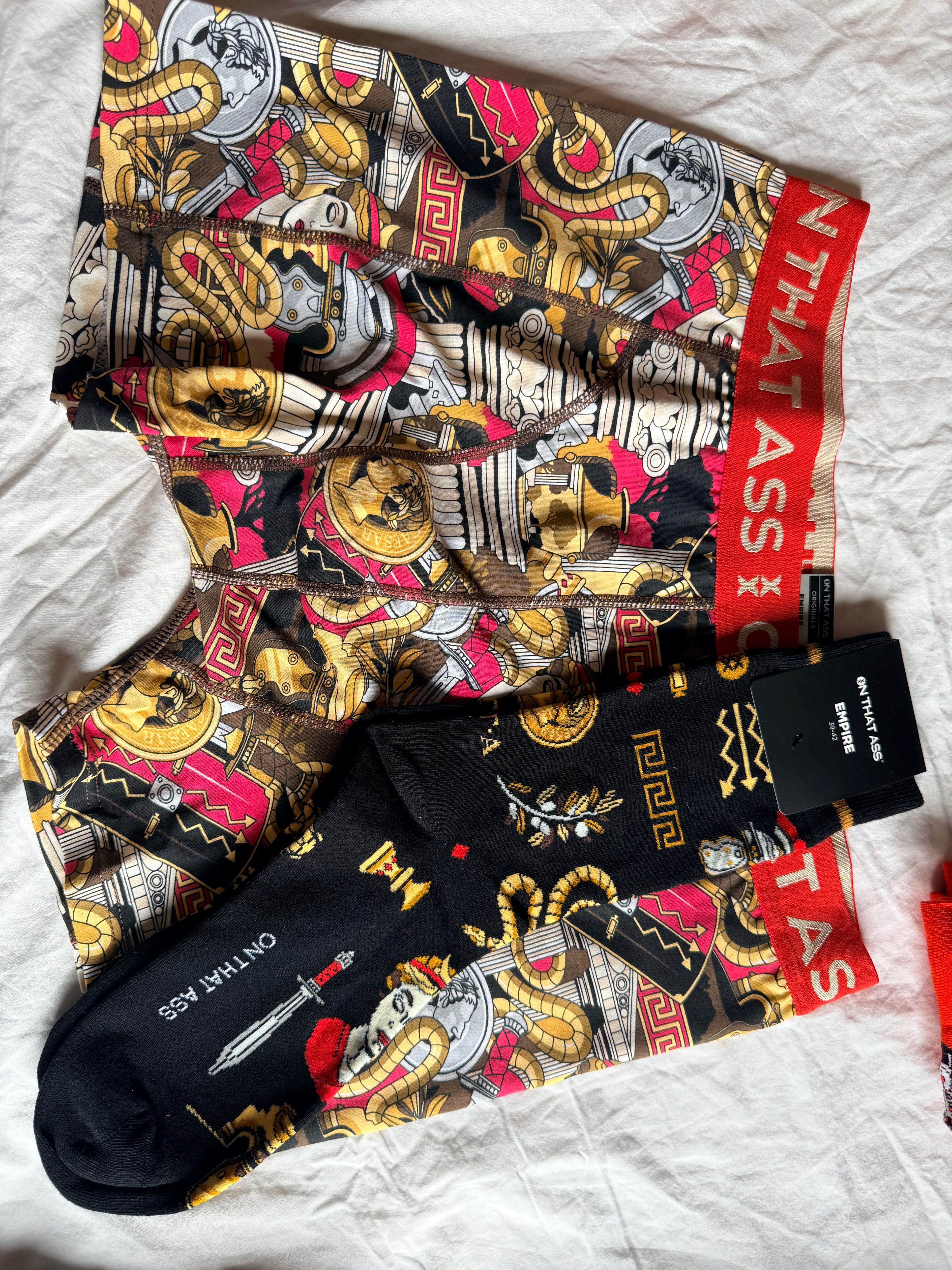 On that ass boxer maat L met bijpassende sokken